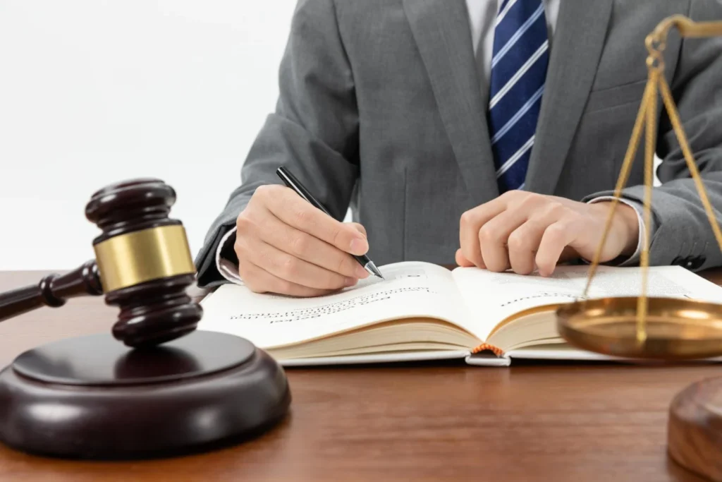 Legal&Governance